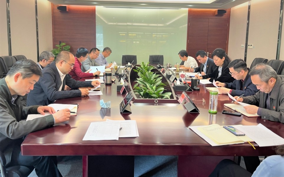 W66最给力的老牌娱乐集团开展《决议》专题学习活动